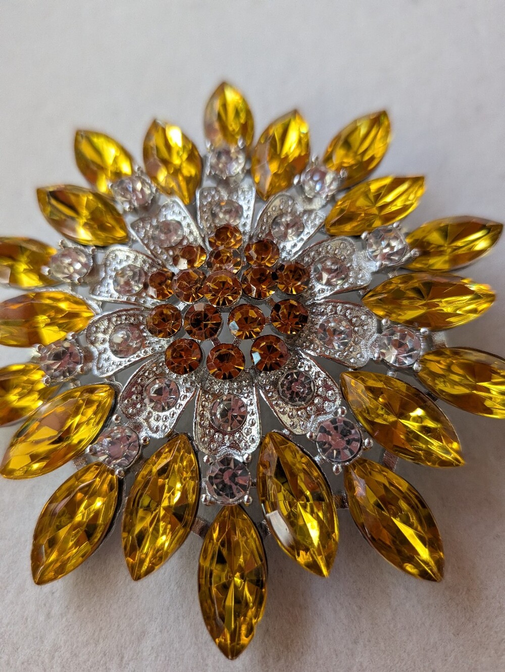 Stunning Sparkling 3 Inch Modern Brooch Fall Sunflower Look